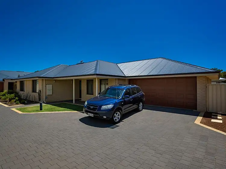 Second view of Homely house listing, 250B Place Road, Wonthella WA 6530