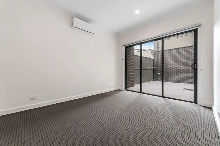 Sixth view of Homely house listing, 4/156 The Esplanade, Caroline Springs VIC 3023