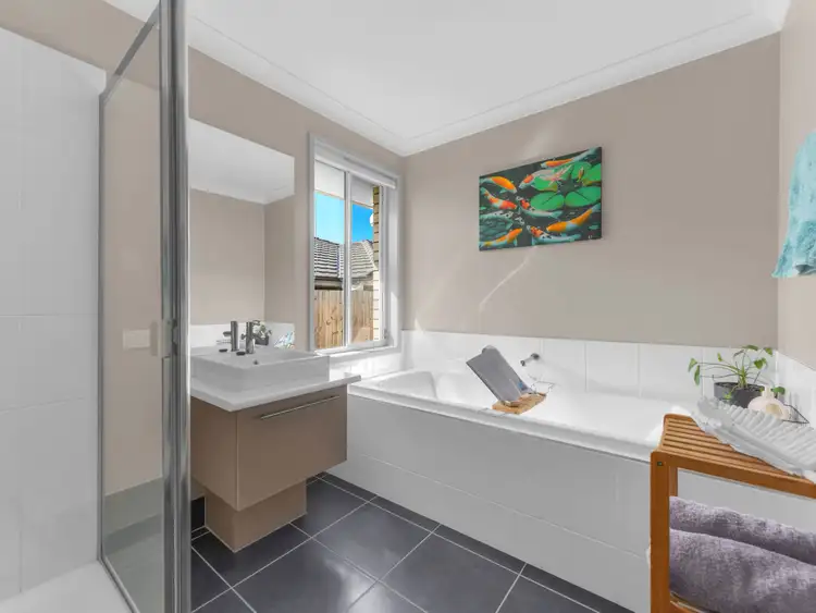 Sixth view of Homely house listing, 21 Valentine Circuit, Augustine Heights QLD 4300