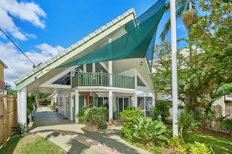 219 Lake Street, Cairns North QLD 4870