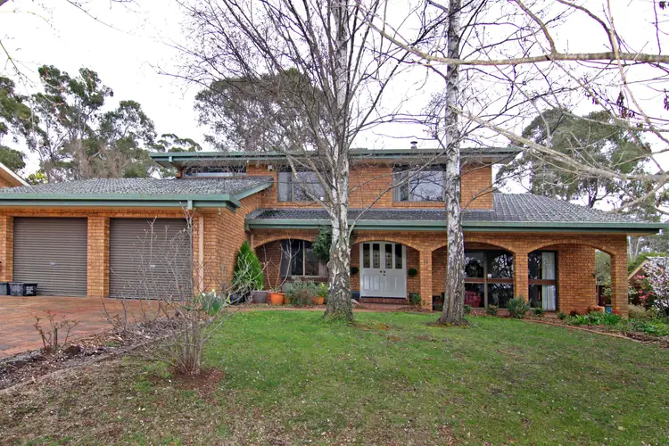 13 Stewart Crescent, Armidale NSW 2350