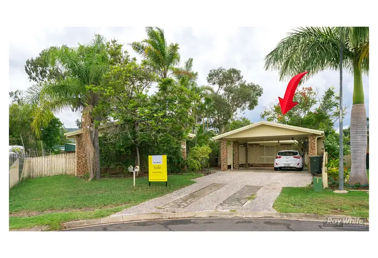2/11 Dunbavan Place, Norman Gardens QLD 4701