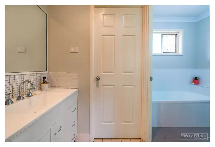 Fifth view of Homely house listing, 2/11 Dunbavan Place, Norman Gardens QLD 4701