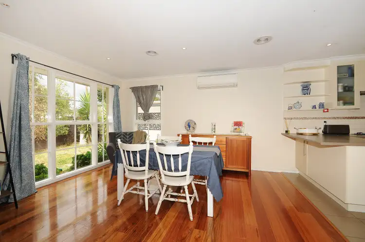 Fifth view of Homely house listing, 4 Sunny Court, Seaford VIC 3198