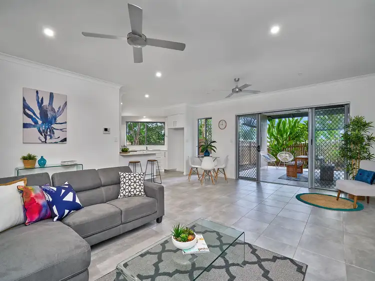 1/211-213 Kamerunga Road, Freshwater QLD 4870