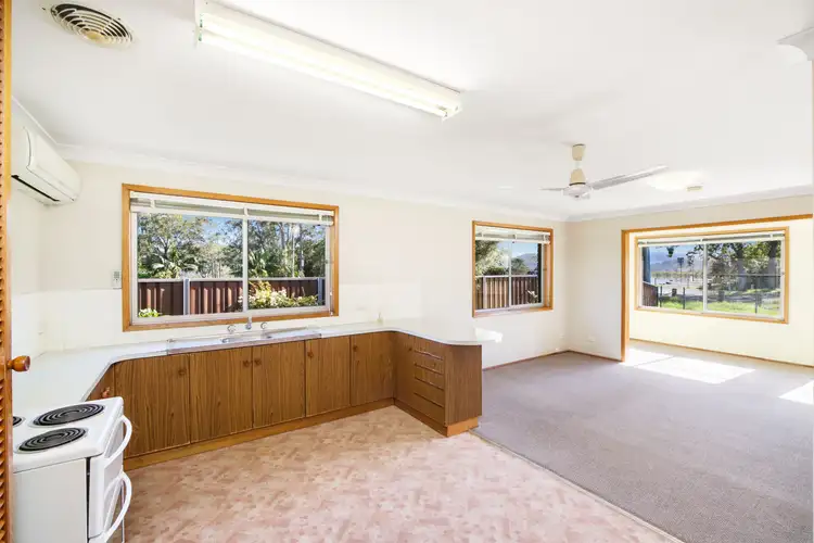 Fourth view of Homely house listing, 6 Amy Street, Davistown NSW 2251