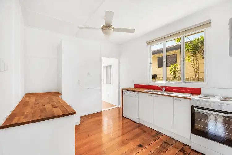 9 Mcaneny Street, Redcliffe QLD 4020