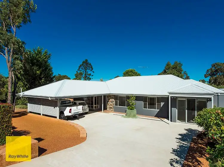 142 Canning Road, Kalamunda WA 6076