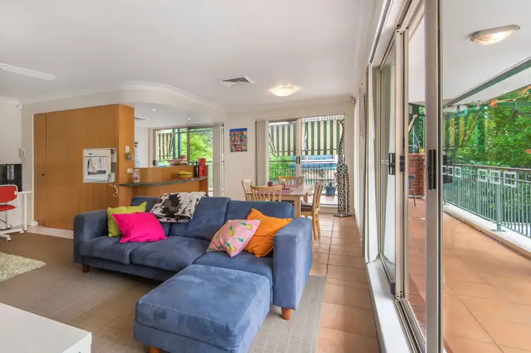 Third view of Homely apartment listing, 6/90 Racecourse Road, Ascot QLD 4007