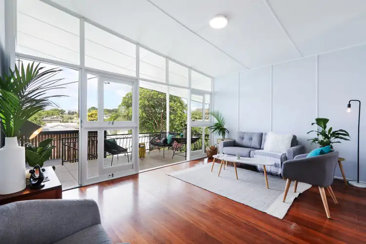 24 Geoffrey Avenue, Southport QLD 4215