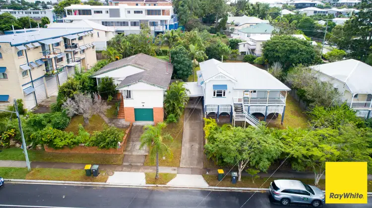 118-120 Norman Avenue, Norman Park QLD 4170