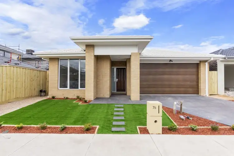 76 Goldeneye Circuit, Werribee VIC 3030