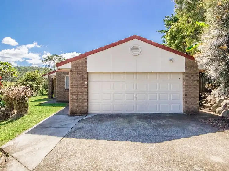 4 Pinecrest Court, Oxenford QLD 4210