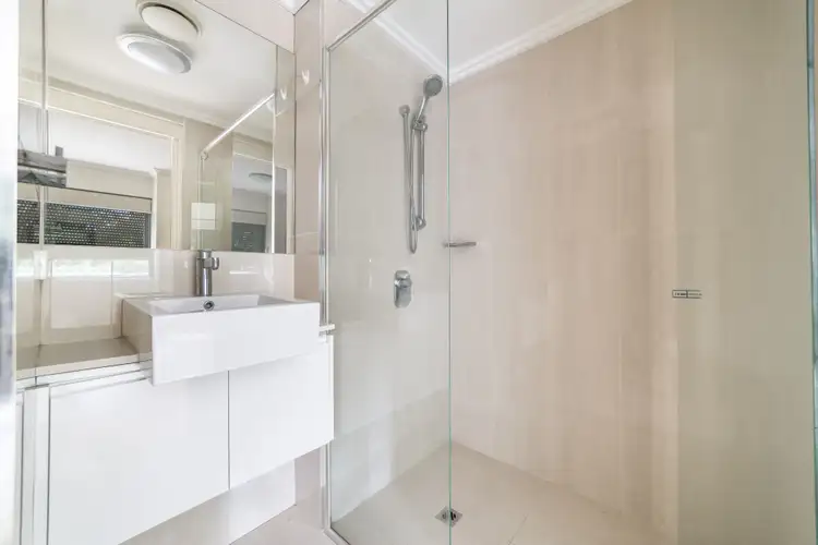 Fifth view of Homely apartment listing, 3/508 Marine Parade, Biggera Waters QLD 4216