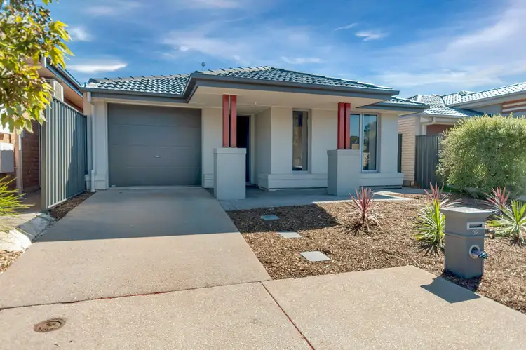 Second view of Homely house listing, 32 The Glenn, Morphett Vale SA 5162