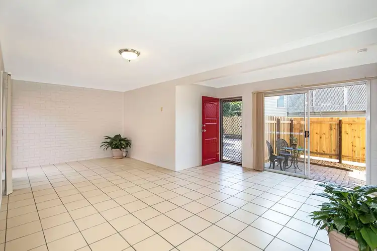 2/31 Knight Street, Greenslopes QLD 4120