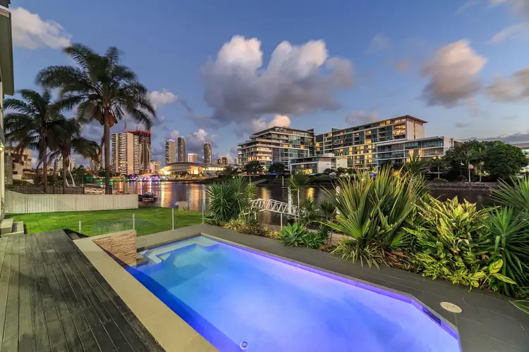 129 Allambi Avenue, Broadbeach Waters QLD 4218