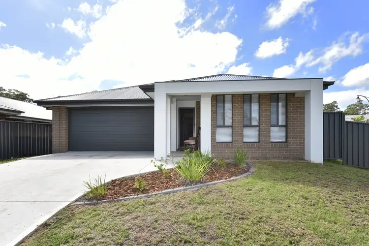 10 Aston Avenue, Cessnock NSW 2325