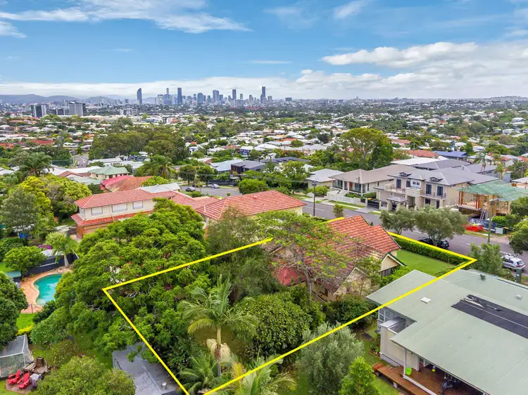 45 Newman Avenue, Camp Hill QLD 4152