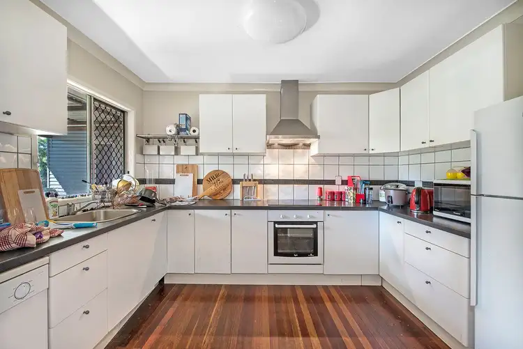 Fifth view of Homely house listing, 130 Mount Gravatt Capalaba Road, Upper Mount Gravatt QLD 4122