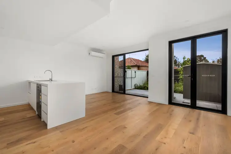 Second view of Homely unit listing, 3/111 Kinross Avenue, Edithvale VIC 3196