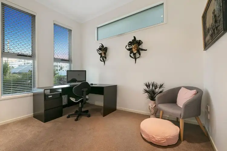 Fourth view of Homely house listing, 100 Perkins Street, Upper Mount Gravatt QLD 4122