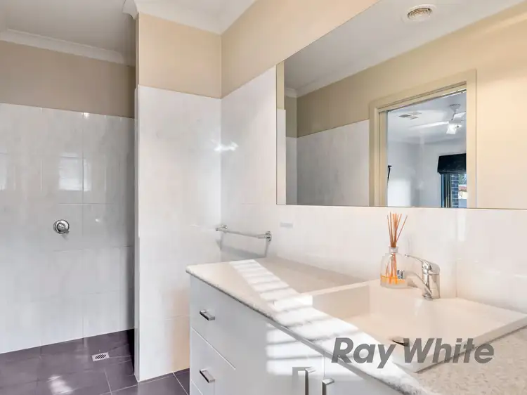 Fifth view of Homely house listing, 8 Amber Avenue, Benalla VIC 3672