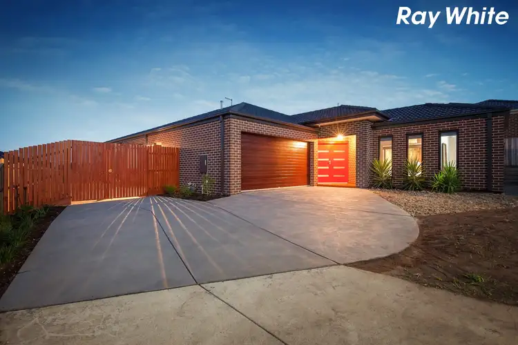 38 Thwaites Road, Pakenham VIC 3810
