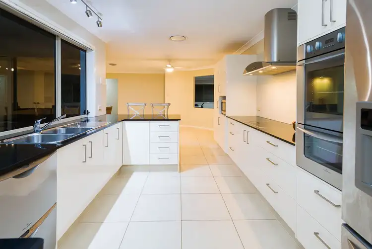Fifth view of Homely house listing, 2/11 Woodlands Way, Parkwood QLD 4214