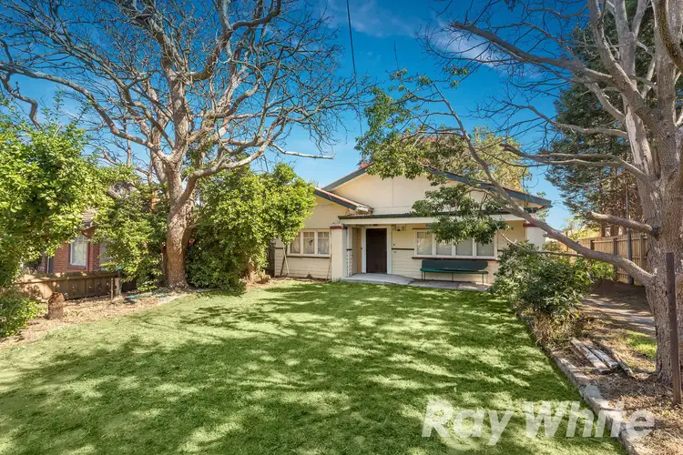 35 Bamfield Road, Heidelberg Heights VIC 3081