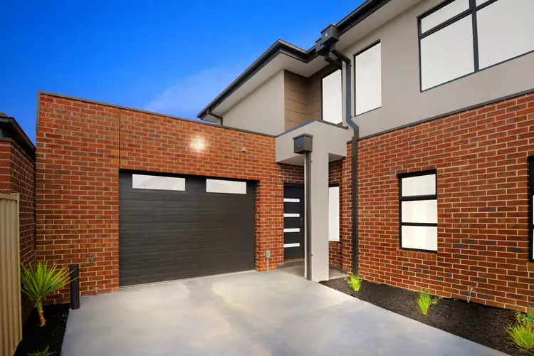 Main view of Homely townhouse listing, 3/5 Laha Crescent, Preston VIC 3072