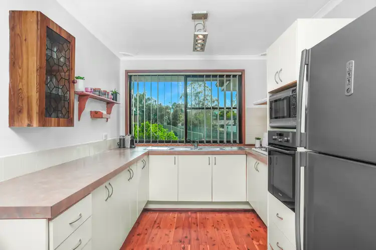 Fifth view of Homely house listing, 2 Ambon Close, Bossley Park NSW 2176