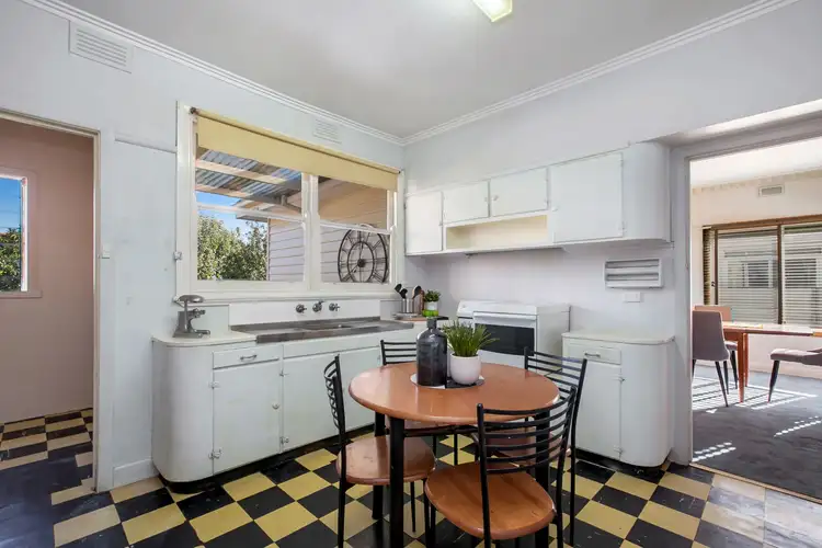 Fifth view of Homely house listing, 7 Arbor Avenue, Reservoir VIC 3073