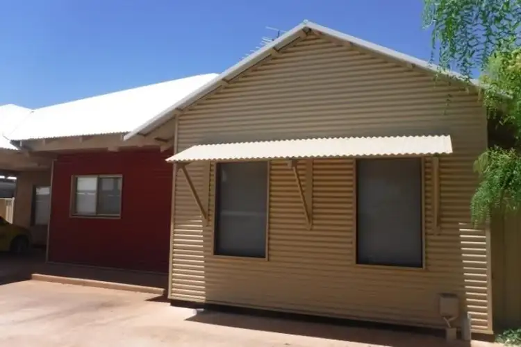 28 Mimosa Street