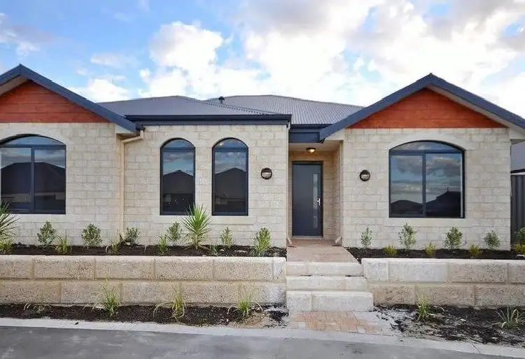 2 Atoll End, Aveley WA 6069