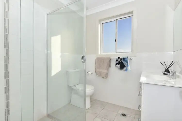 Seventh view of Homely house listing, 2 Andrew Court, Rutherford NSW 2320