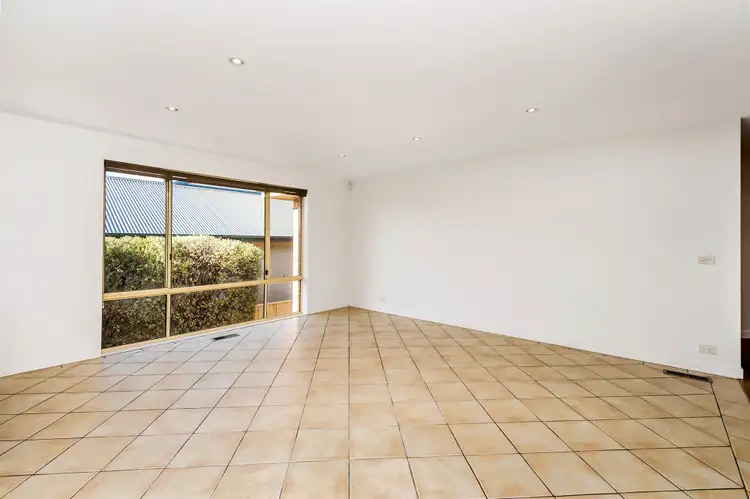 Seventh view of Homely house listing, 30 Doeberl Place, Karabar NSW 2620