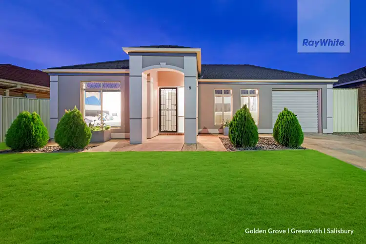 8 Meadow Lane, Para Hills West SA 5096