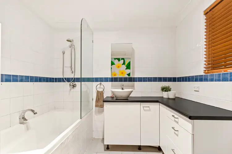 Sixth view of Homely unit listing, 5/52 Oceanic Drive, Mermaid Waters QLD 4218