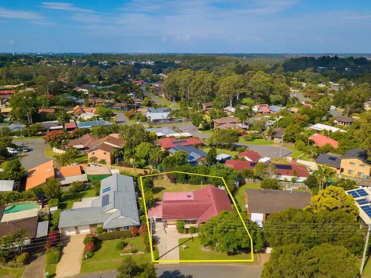 40 Bordeau Crescent, Petrie QLD 4502