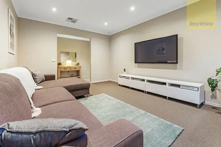 Fifth view of Homely house listing, 6 Lion Chase, Craigieburn VIC 3064