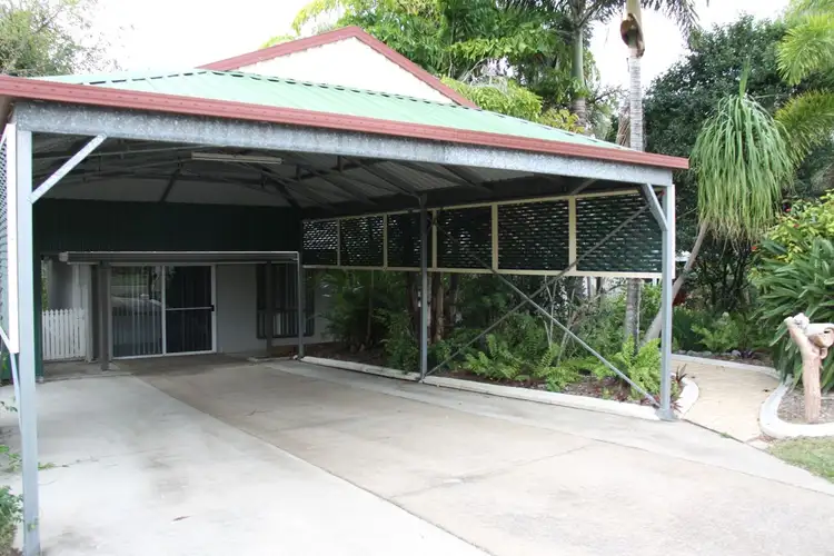 34 Alkina Crescent, Boyne Island QLD 4680