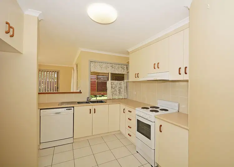 Fourth view of Homely house listing, 2 Trevnielsen Court, Torquay QLD 4655