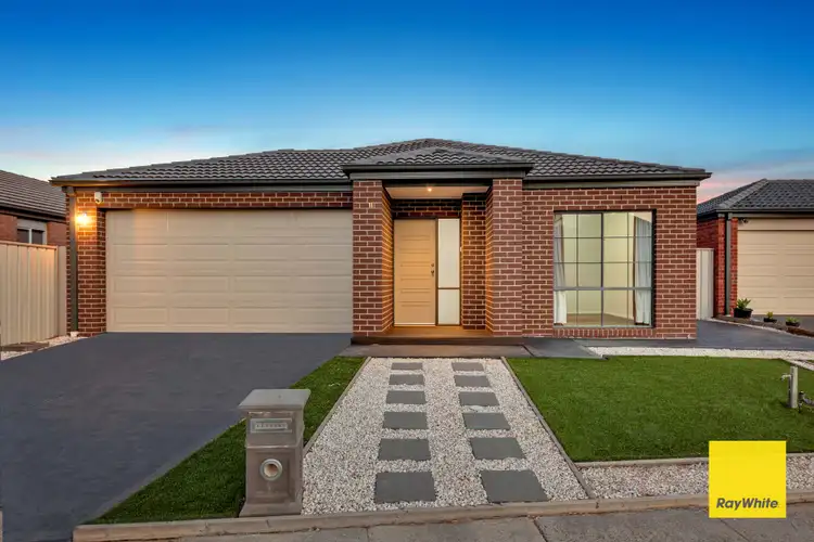 11 Cheviot Drive, Truganina VIC 3029