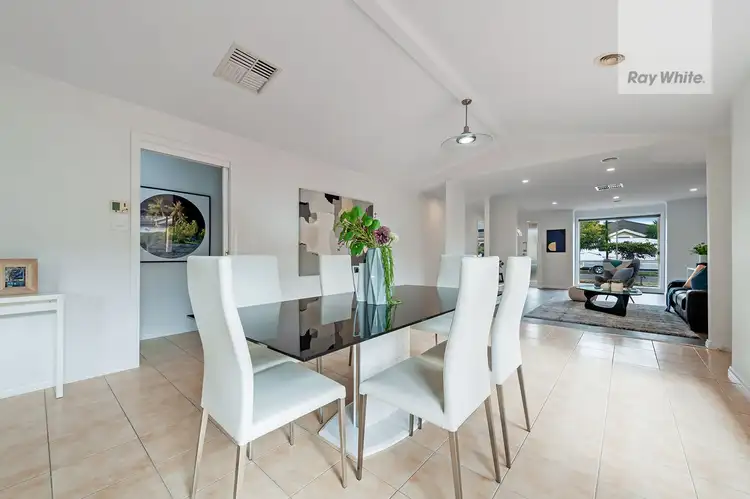 Seventh view of Homely house listing, 32 Cambridge Crescent, Roxburgh Park VIC 3064