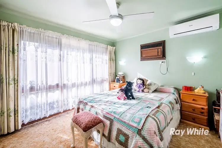 Seventh view of Homely house listing, 1 Endeavour Drive, Cranbourne North VIC 3977