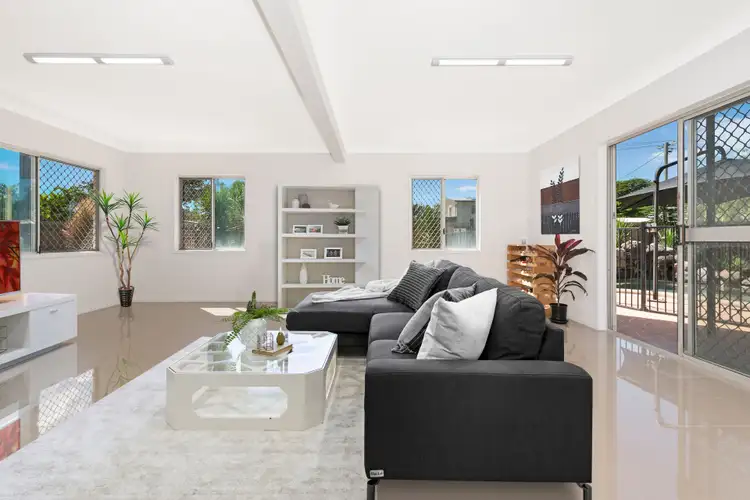 2 Majanna Street, Mount Louisa QLD 4814