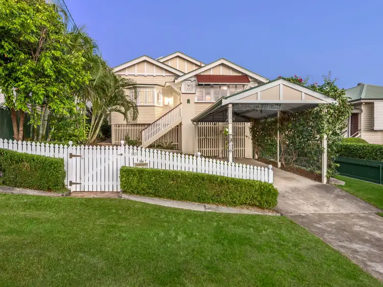 10 Stodart Street, Coorparoo QLD 4151