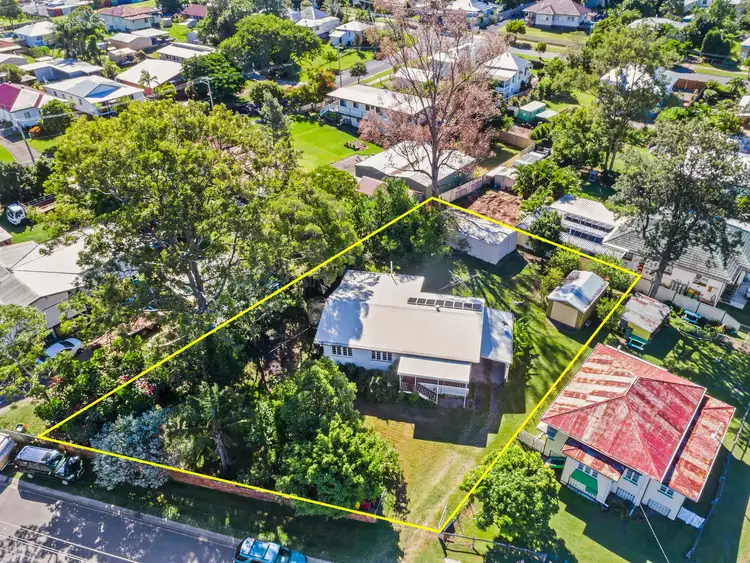 12 Queen Street, Dinmore QLD 4303