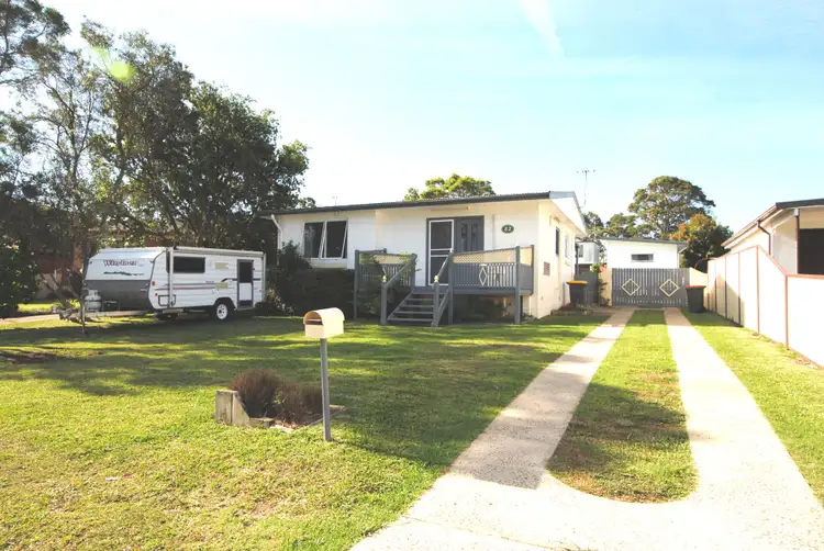 82 MaCleans Point Road, Sanctuary Point NSW 2540